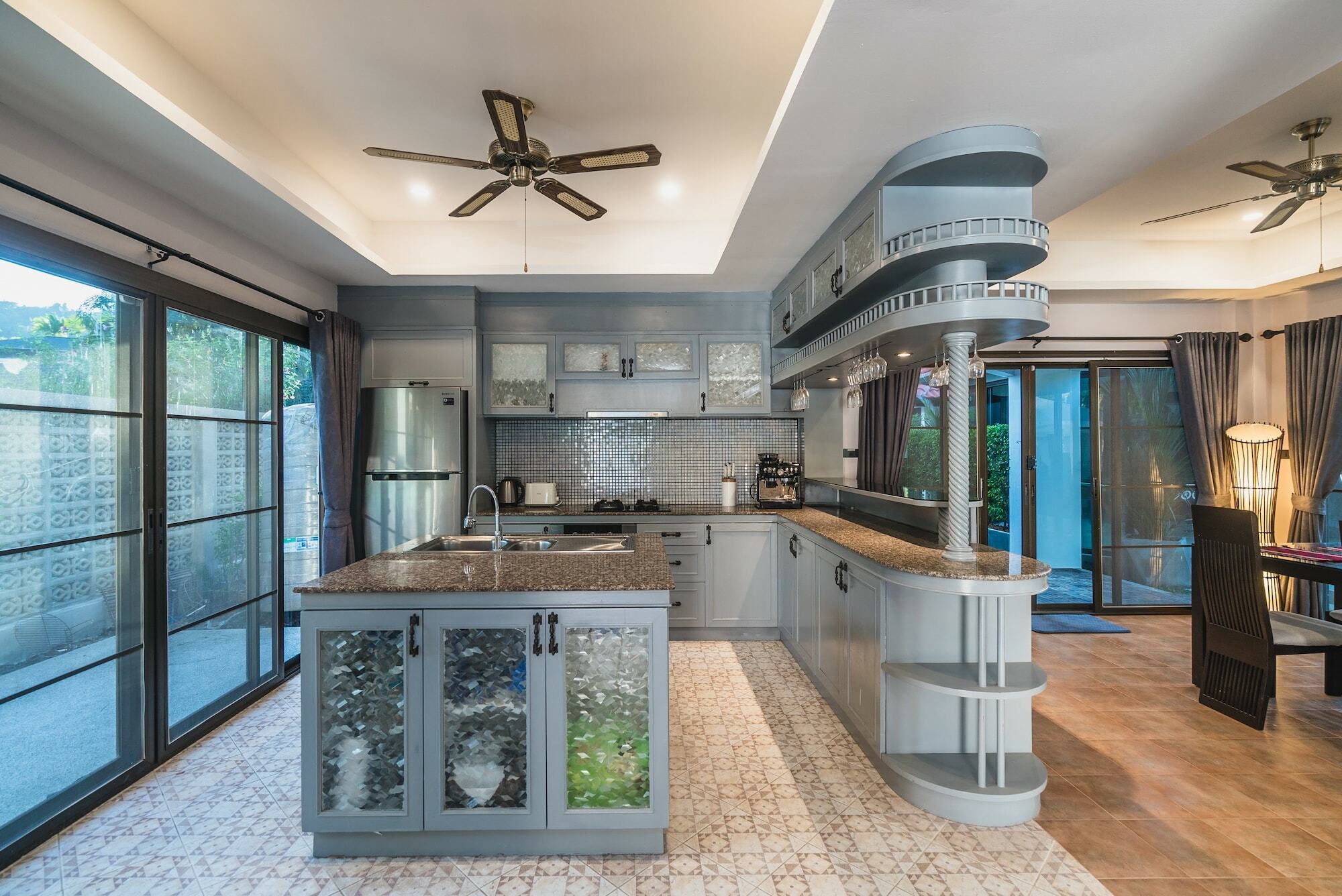 Havana House By Lofty Villas หาดกมลา ภายนอก รูปภาพ